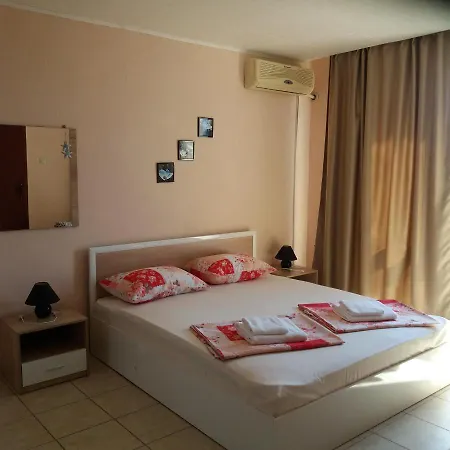 семейство маврови Rezovo