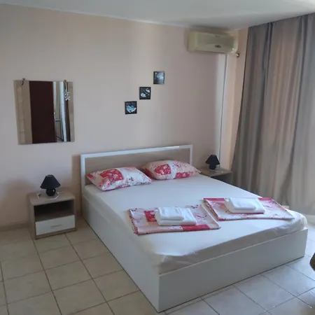 семейство маврови 3*