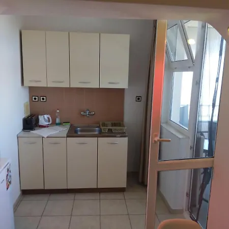 семейство маврови 3*